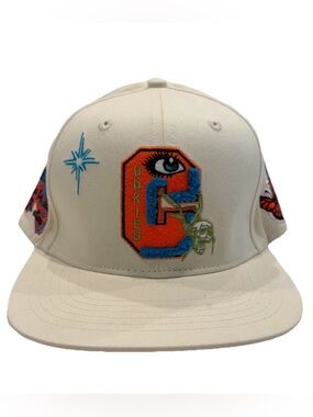 White Embroidered Graphic Baseball Cap - Unbranded